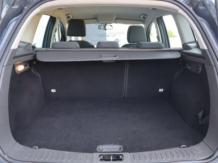 Ford Kuga, 2012