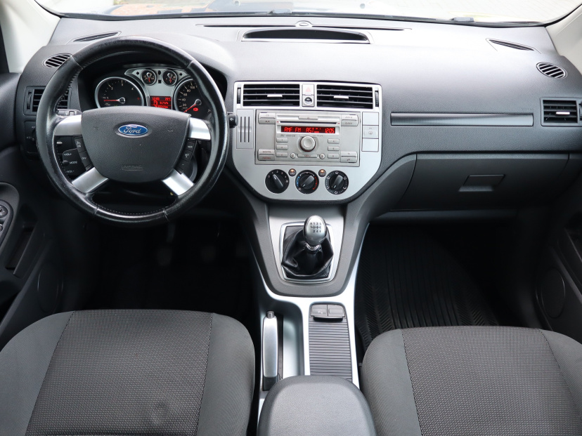 Ford Kuga, 2012