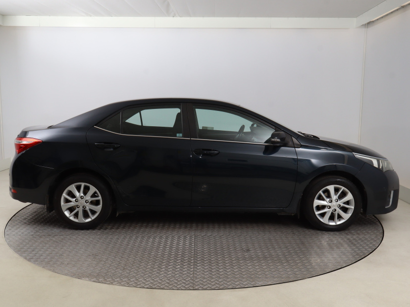 Toyota Corolla, 2014