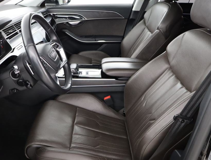 Audi A8, 2019