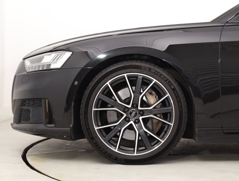 Audi A8, 2019