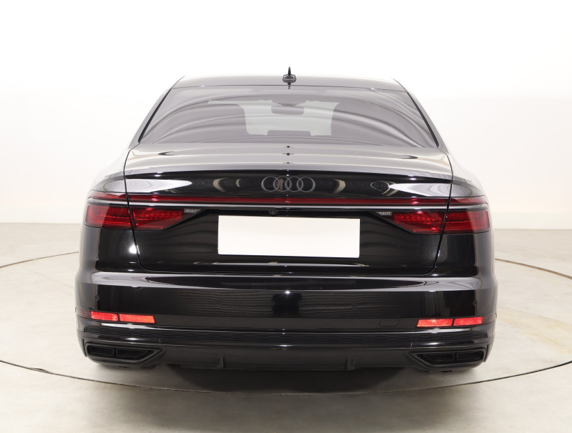 Audi A8, 2019