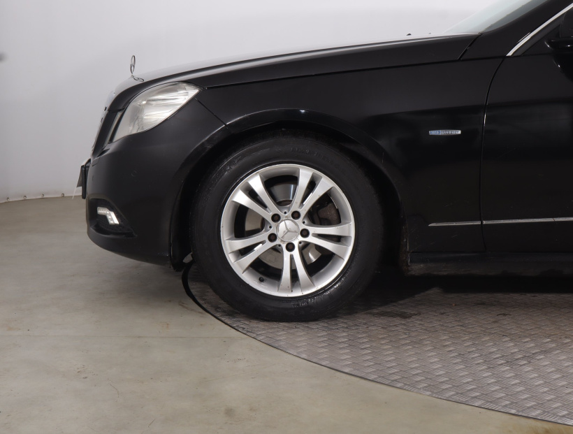 Mercedes-Benz E, 2010