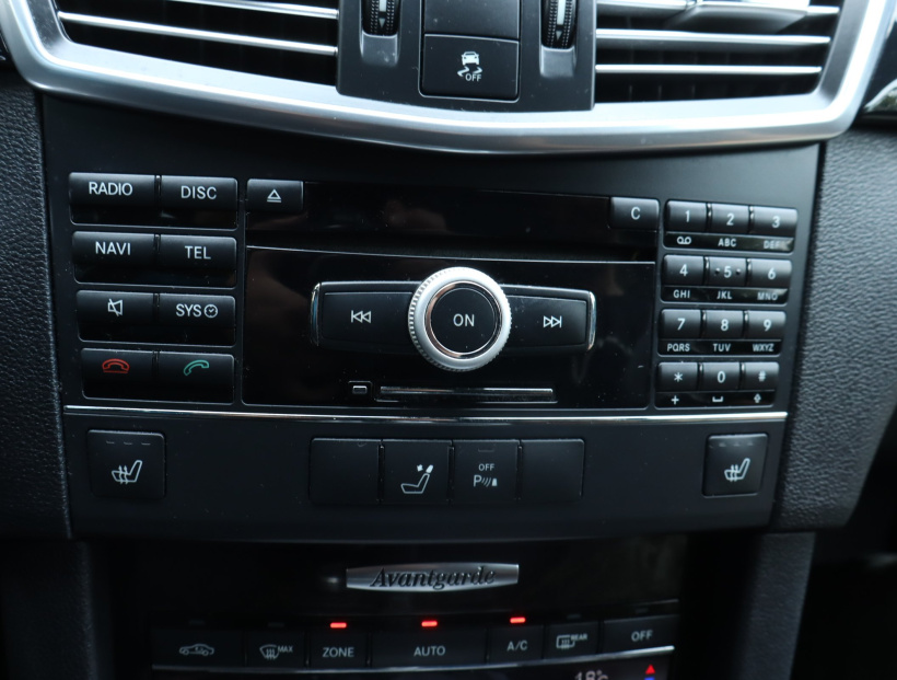 Mercedes-Benz E, 2010