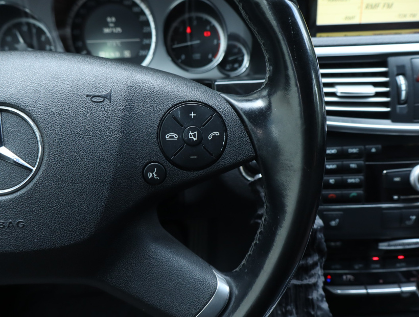 Mercedes-Benz E, 2010