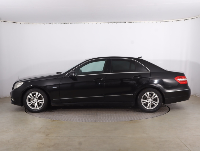 Mercedes-Benz E, 2010