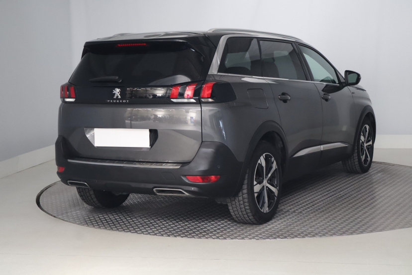 Peugeot 5008, 2017