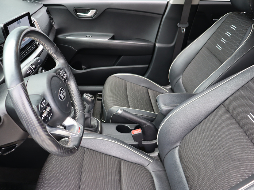 Kia Stonic, 2021