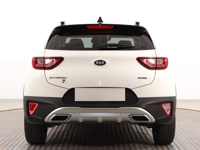 Kia Stonic, 2021