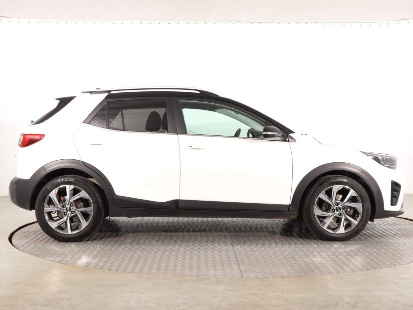 Kia Stonic, 2021