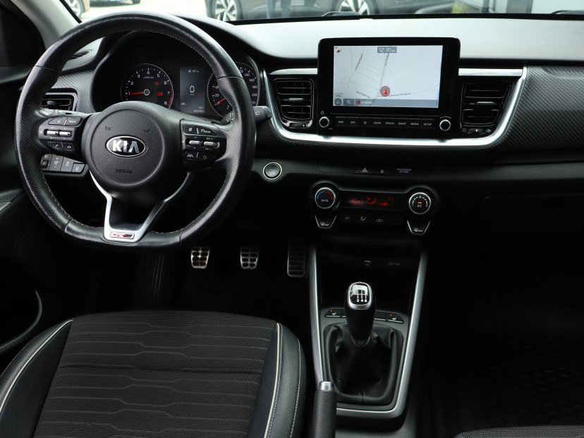 Kia Stonic, 2021