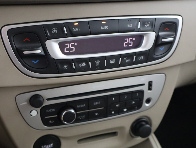 Renault Fluence, 2013