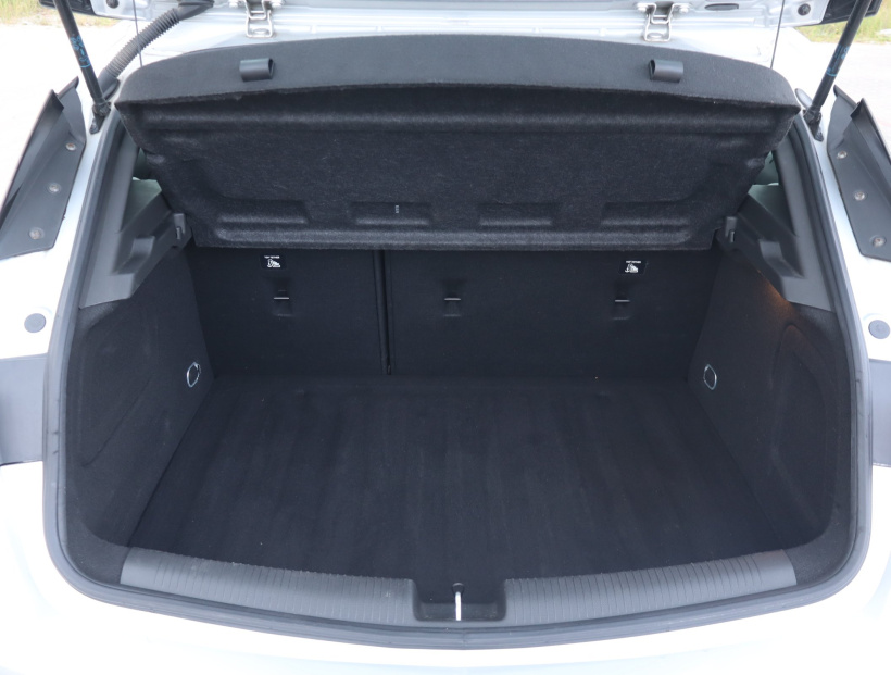 Opel Astra, 2018