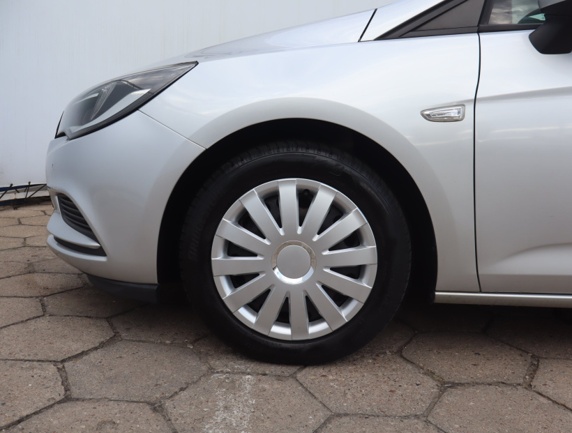 Opel Astra, 2018