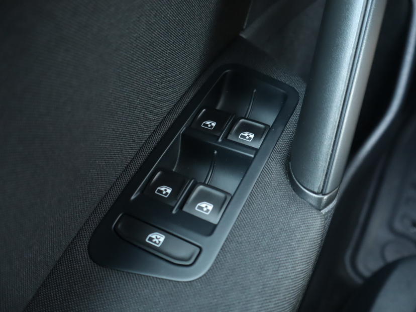 Volkswagen Golf, 2016