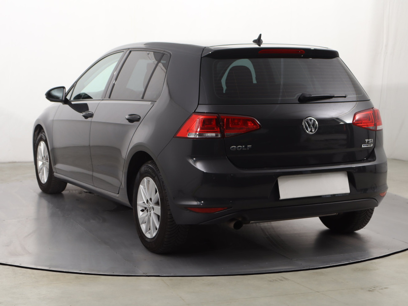 Volkswagen Golf, 2016