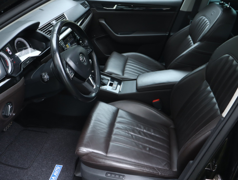 Škoda Superb, 2016
