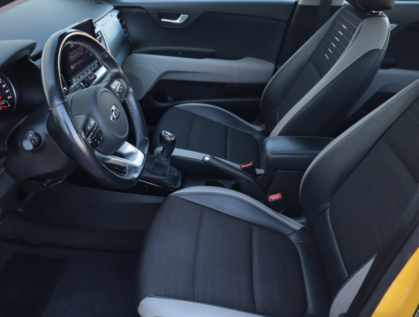 Kia Stonic, 2020