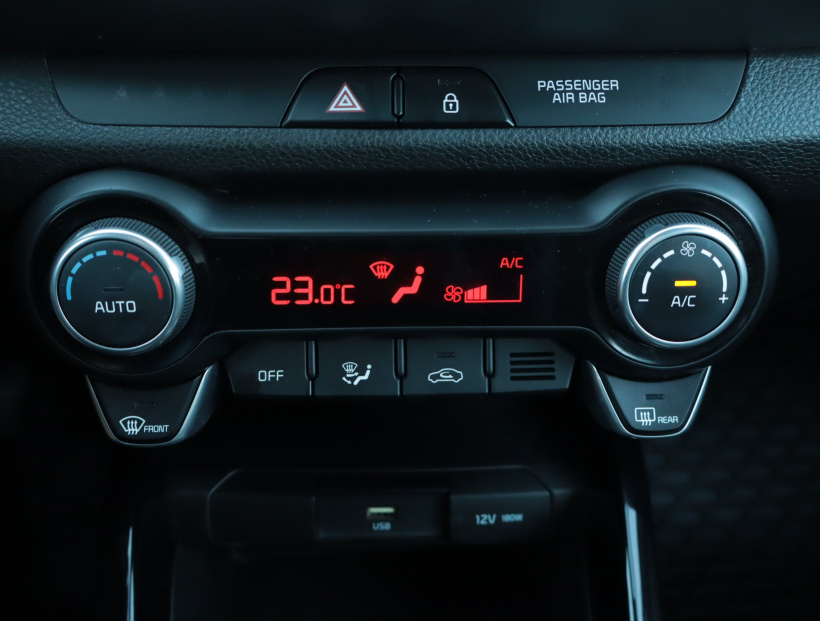 Kia Stonic, 2020