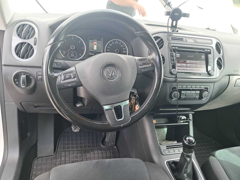 Volkswagen Tiguan, 2012