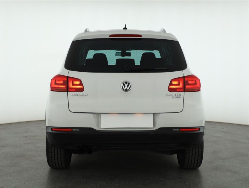 Volkswagen Tiguan, 2012