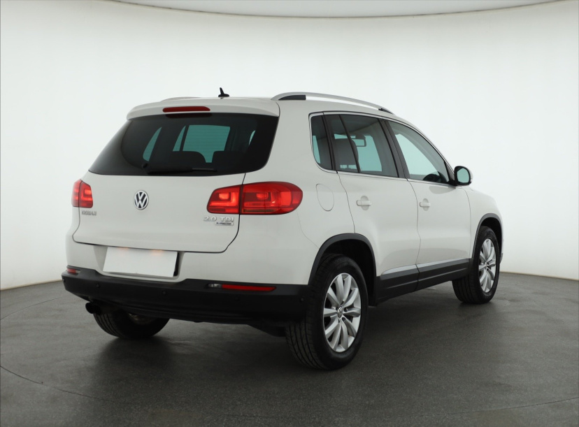 Volkswagen Tiguan, 2012