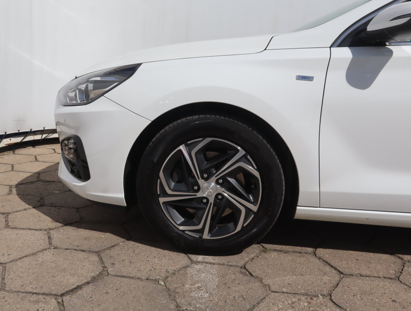Hyundai i30, 2021