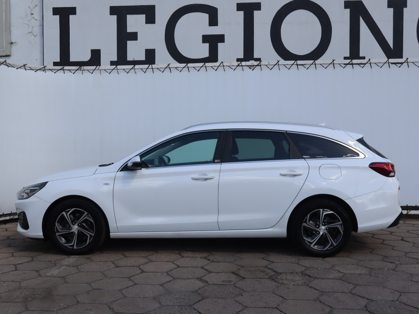 Hyundai i30, 2021