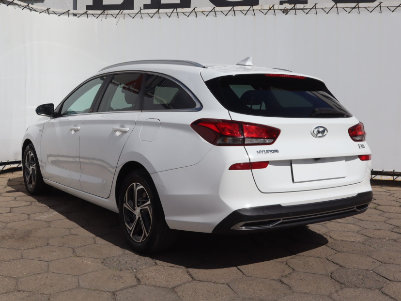 Hyundai i30, 2021