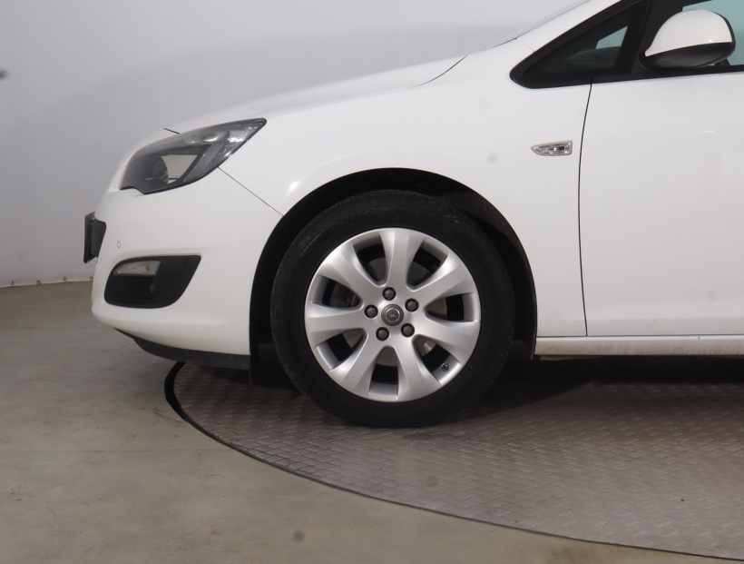 Opel Astra, 2015