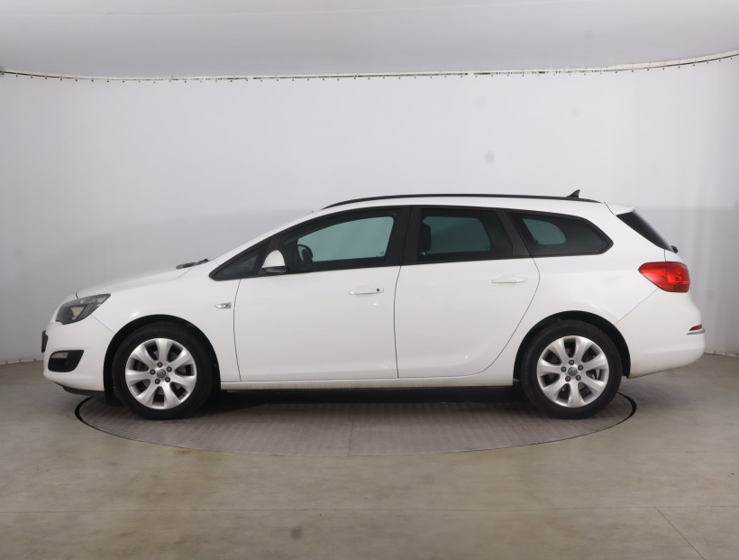 Opel Astra, 2015