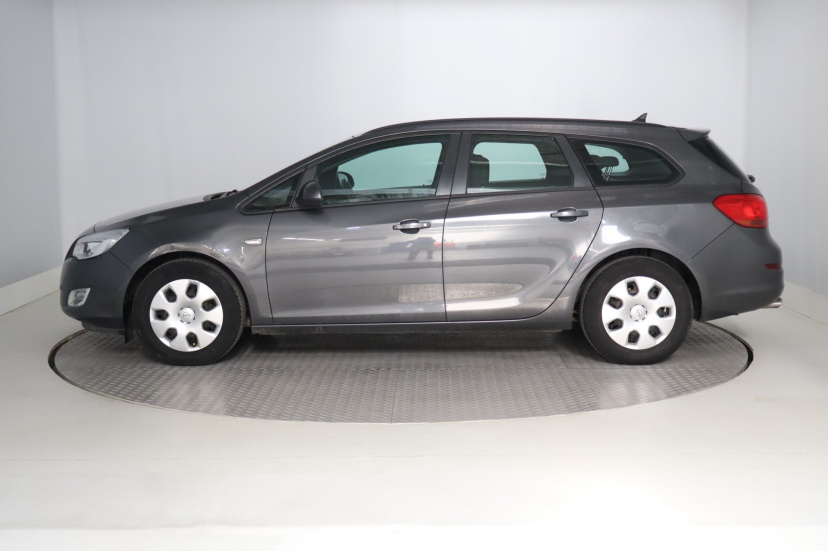 Opel Astra, 2012