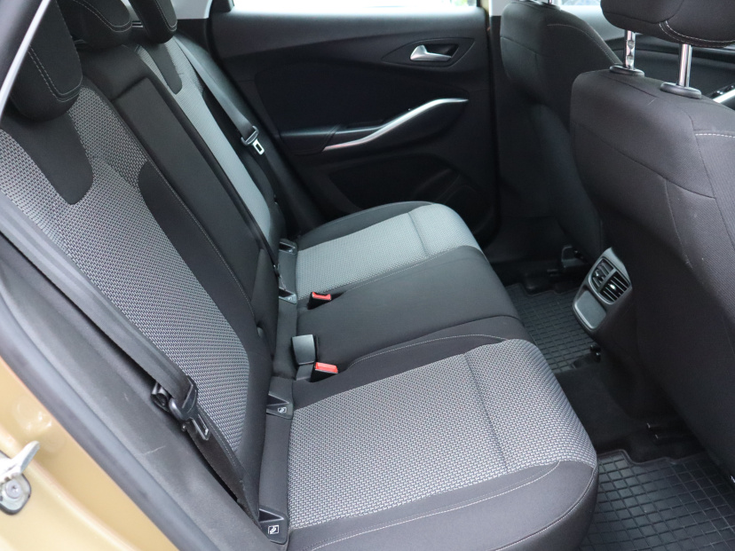 Opel Grandland, 2019