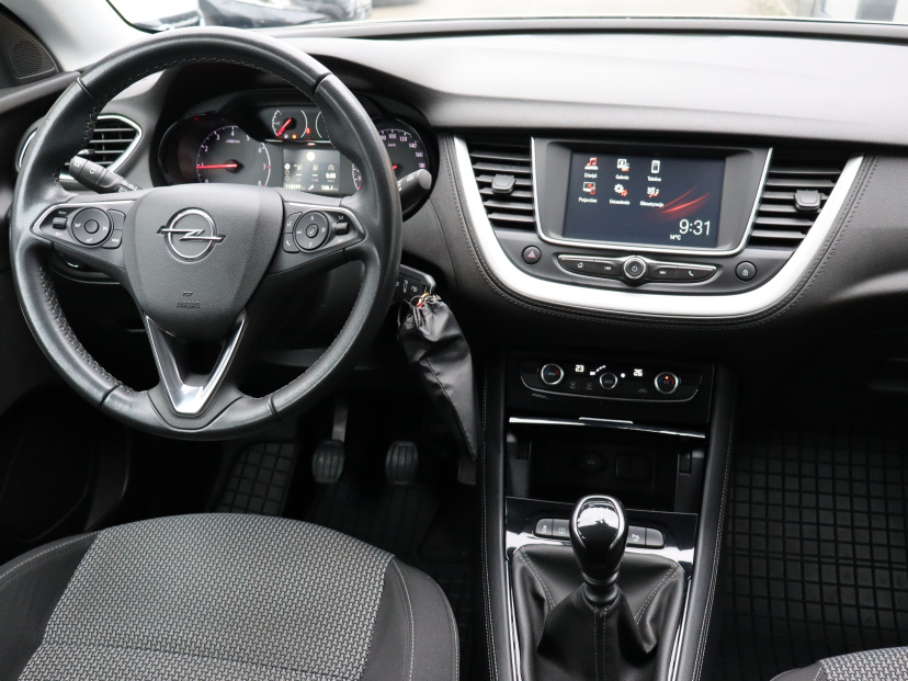 Opel Grandland, 2019
