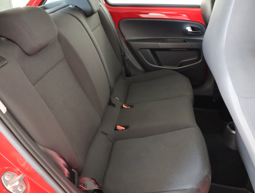Volkswagen Up!, 2017