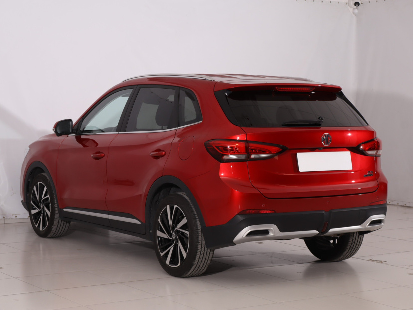 MG ZS SUV, 2025