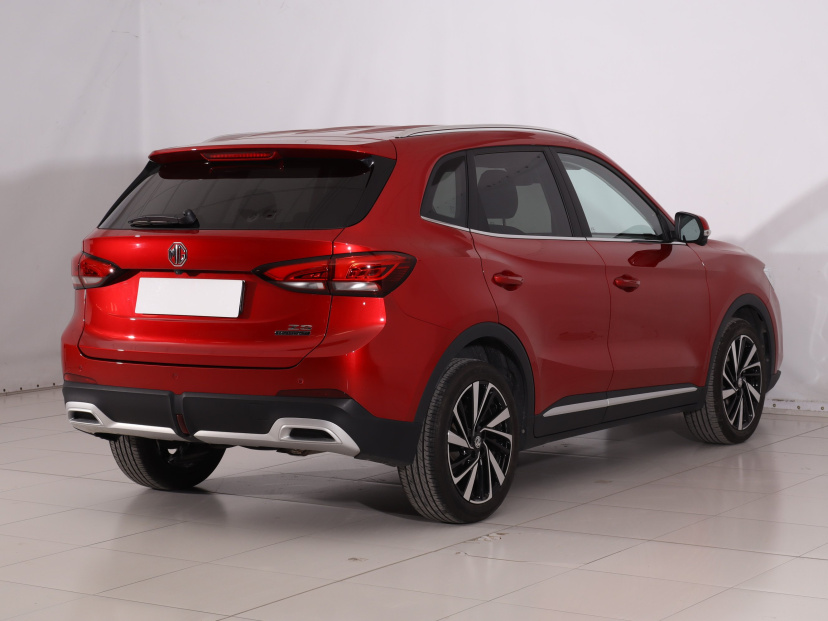 MG ZS SUV, 2025