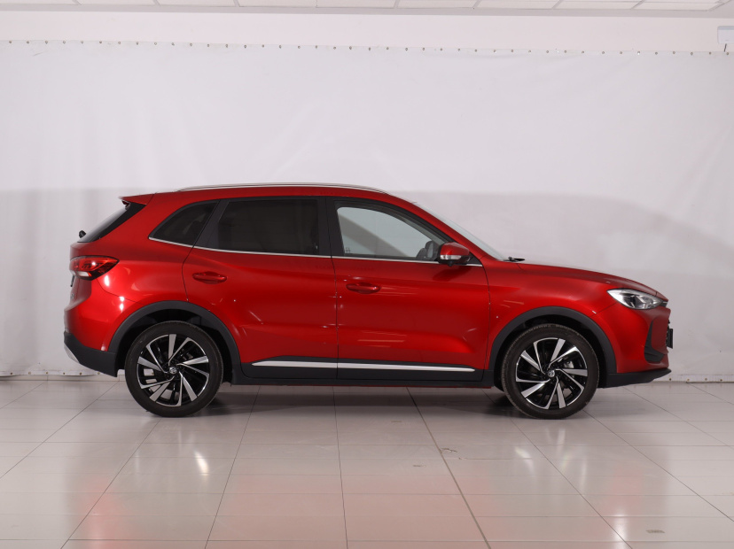 MG ZS SUV, 2025