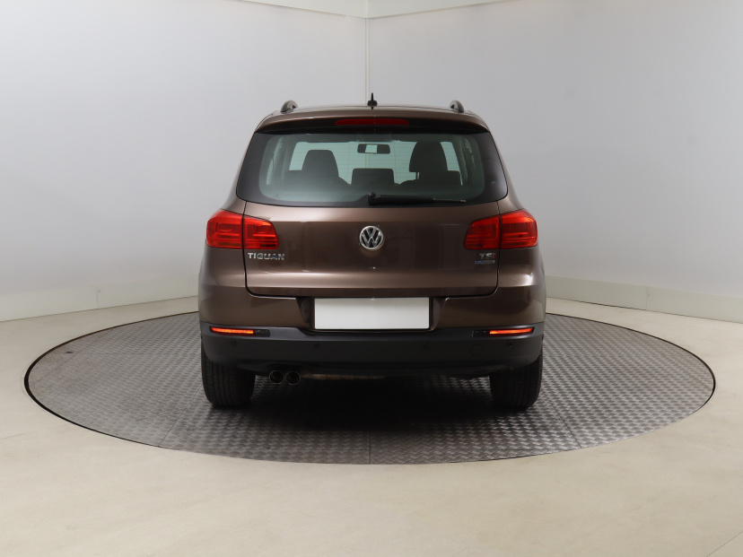 Volkswagen Tiguan, 2014