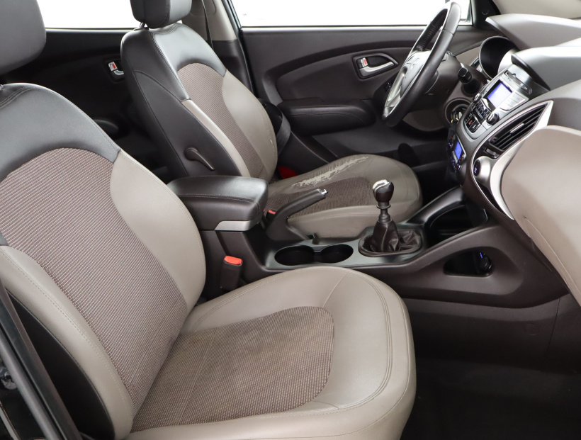 Hyundai ix35, 2013