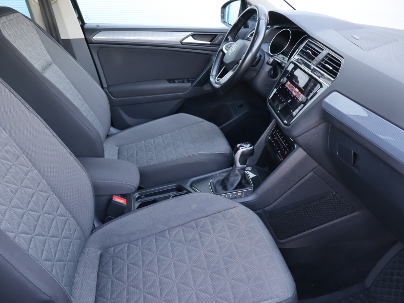 Volkswagen Tiguan, 2022