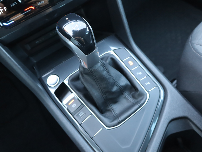 Volkswagen Tiguan, 2022