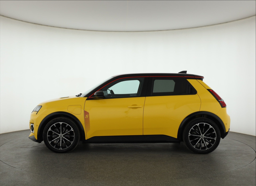 Renault 5 E-Tech, 2025