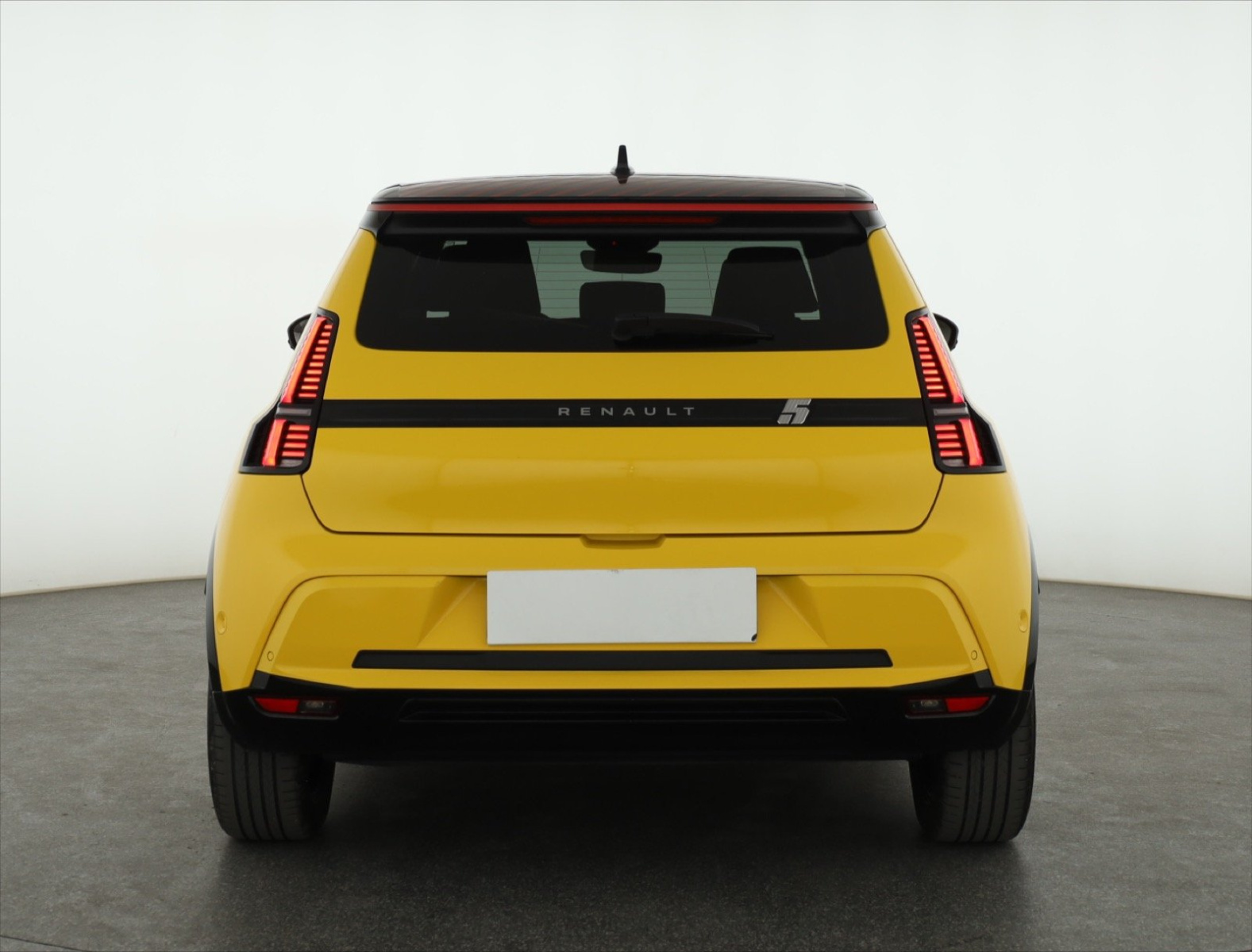 Renault 5 E-Tech 52 kWh, 150 hp, 2025 6