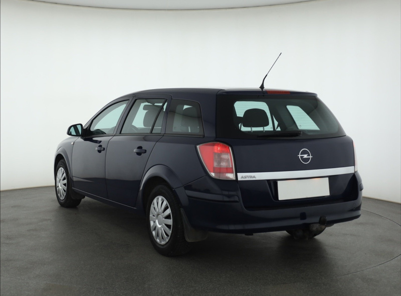 Opel Astra, 2012