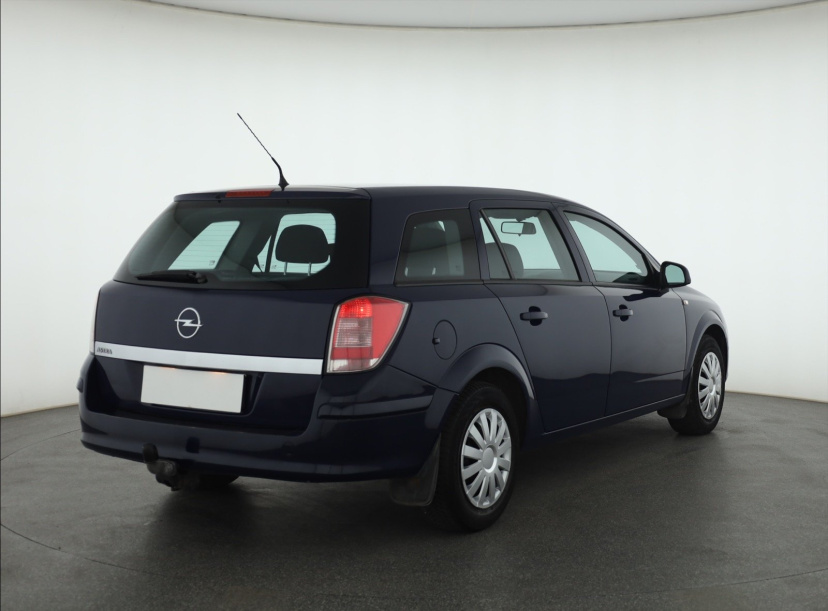 Opel Astra, 2012