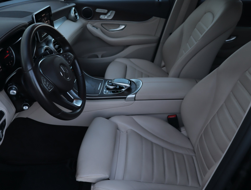 Mercedes-Benz GLC, 2018
