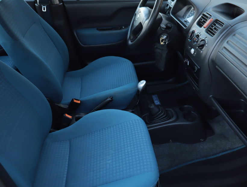 Opel Agila, 2003
