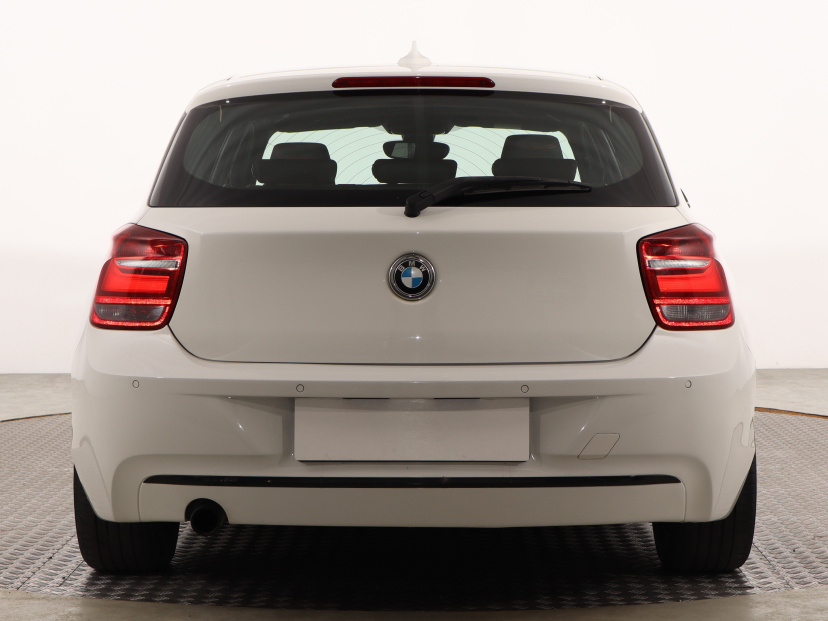 BMW 1, 2011
