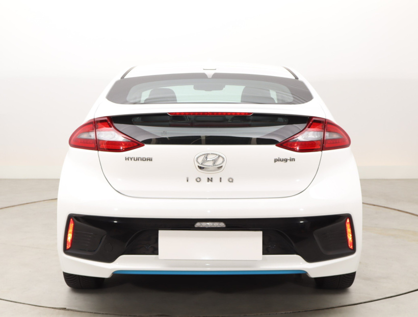 Hyundai Ioniq, 2017